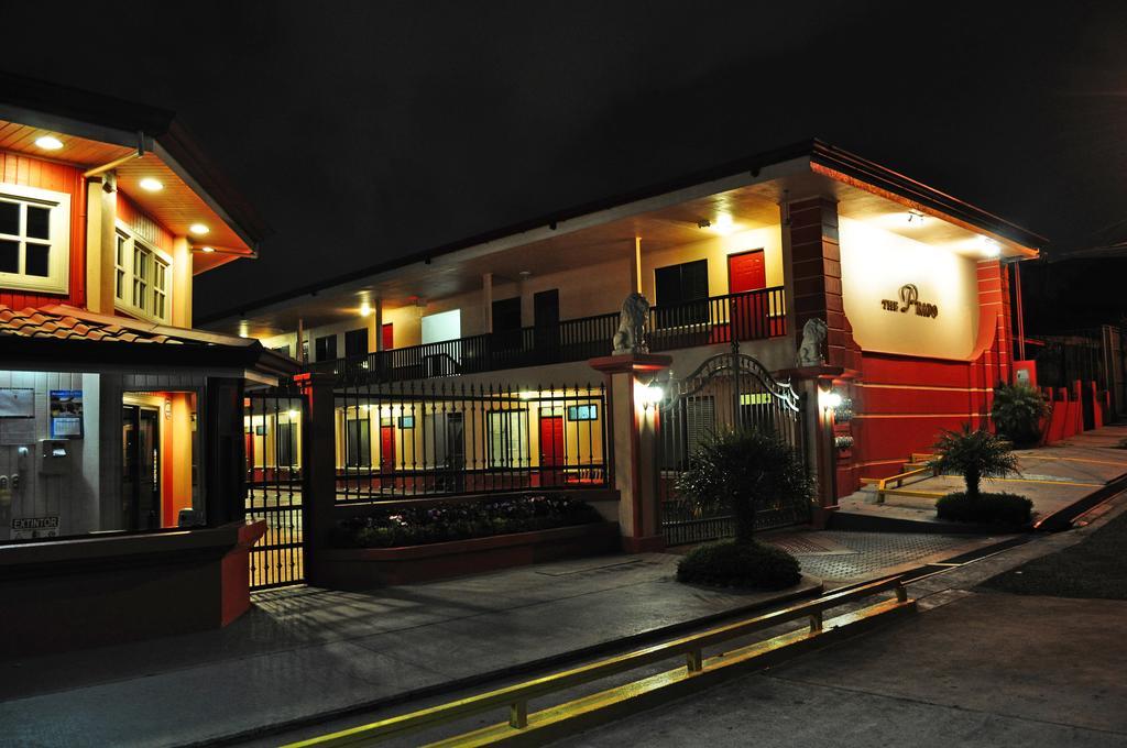 Prado Inn & Suites San José Buitenkant foto