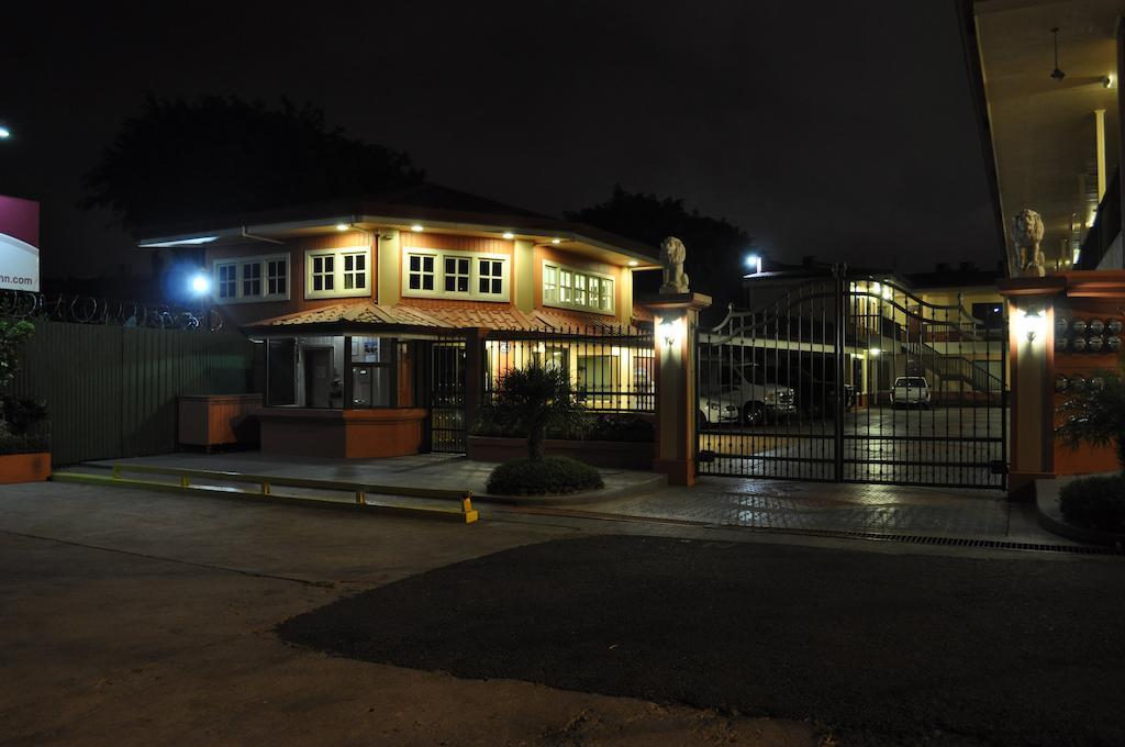 Prado Inn & Suites San José Buitenkant foto