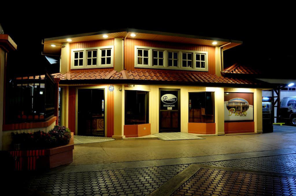 Prado Inn & Suites San José Buitenkant foto