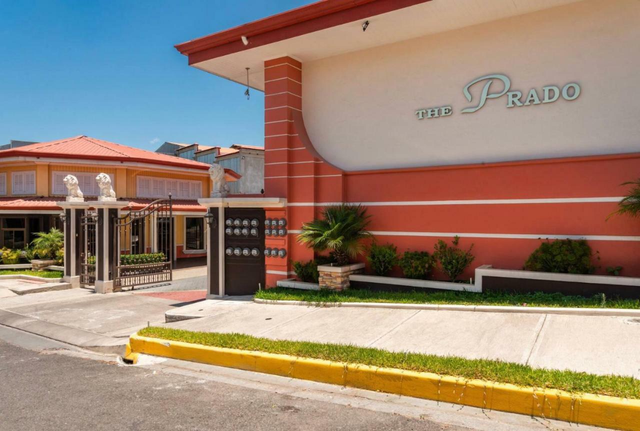 Prado Inn & Suites San José Buitenkant foto